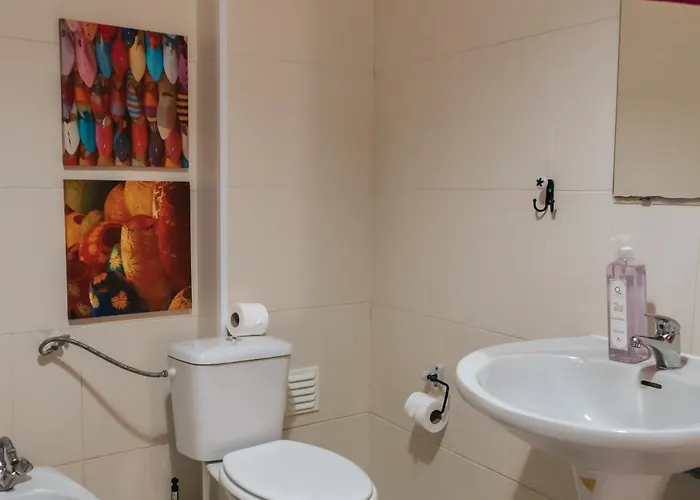 Aquilla Family 304 Проживання в сім'ї