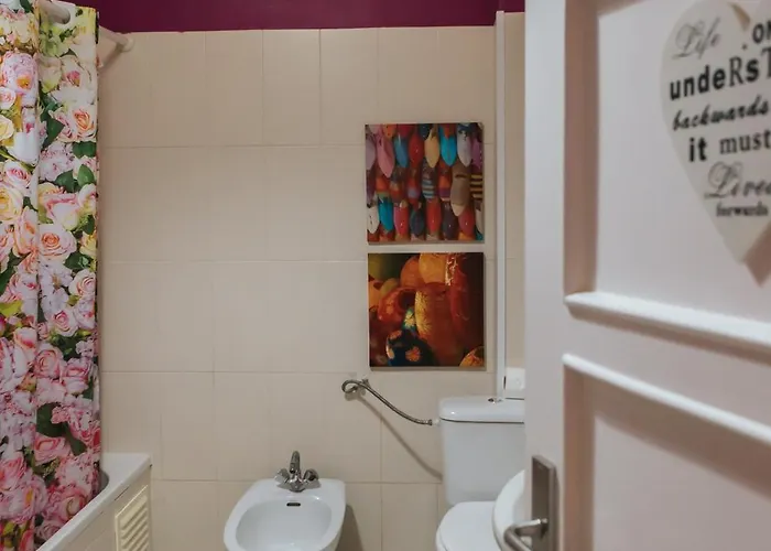 Aquilla Family 304 Проживання в сім'ї