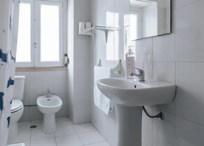 Aquilla Family 304 Проживання в сім'ї *