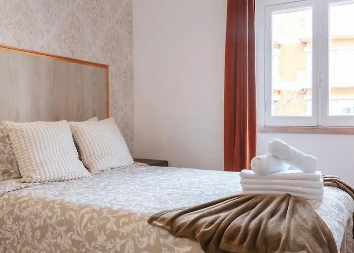 Aquilla Family 304 Лісабон