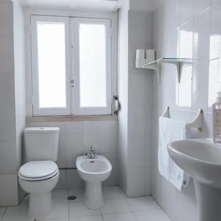 Aquilla Family 304 *