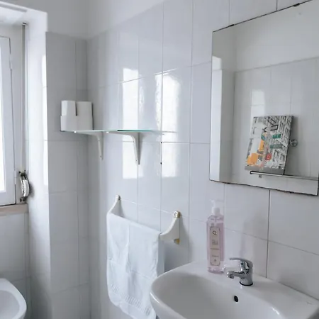 Séjour chez l'habitant Aquilla Family 304 *